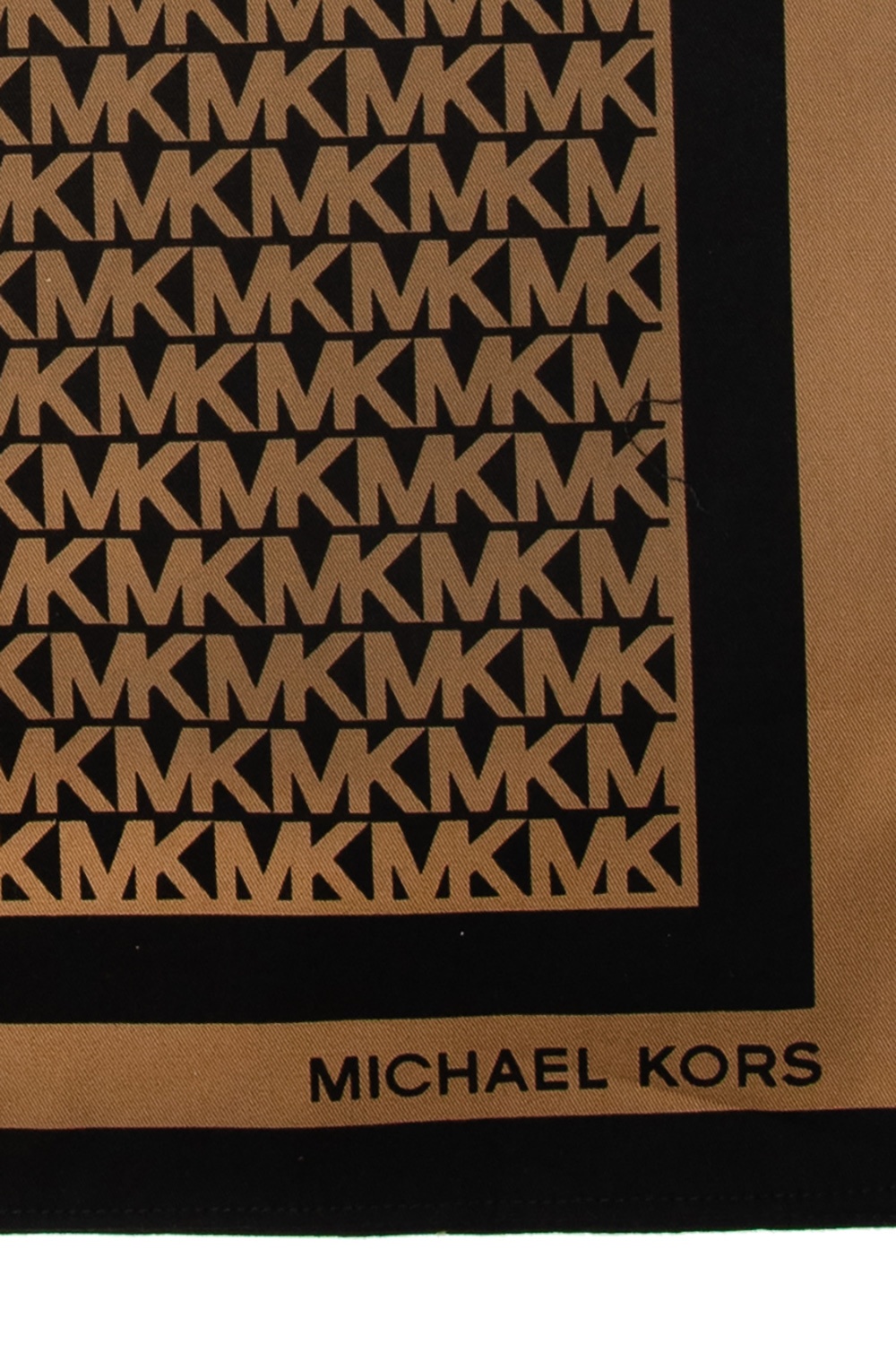 Michael kors deals scarf logo